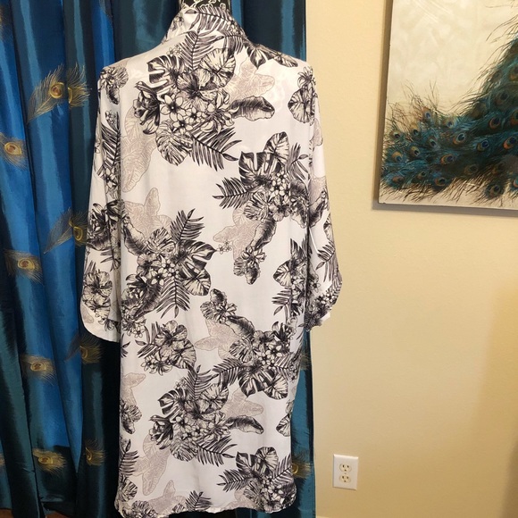 Off White Black Floral Printed Kimono Cardigan - Picture 4 of 6
